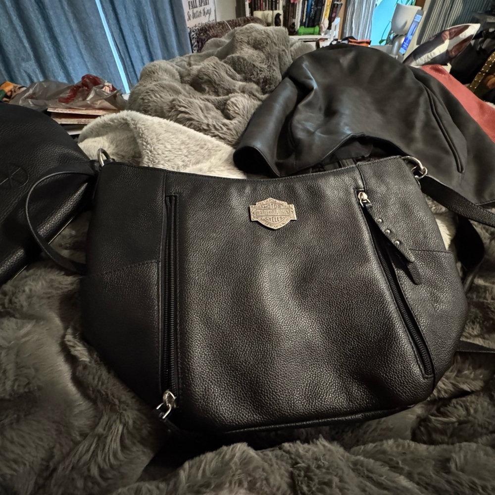 Harley-Davidson Black Leather Shoulder Bag